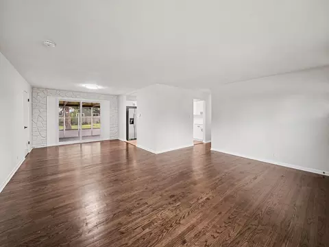 Living - 126 59th St, Willowbrook, IL 60527 photo 1 of 3
