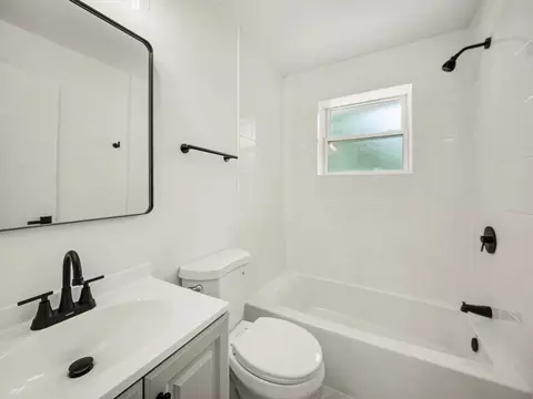Bath - 126 59th St, Willowbrook, IL 60527 photo 2 of 2