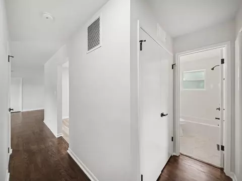Entry Way - 126 59th St, Willowbrook, IL 60527 photo 2 of 3