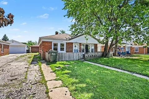 11559 S Kedzie Ave S, Merrionette Park, IL 60803