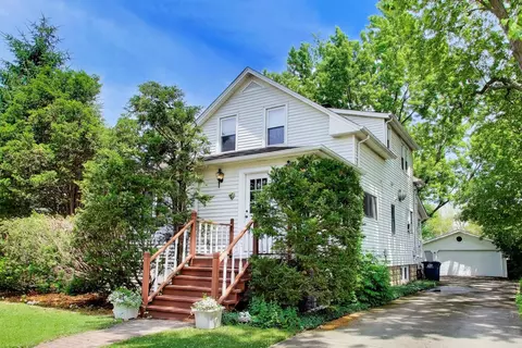 671 S 5th Ave, Des Plaines, IL 60016