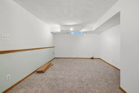 56 Whites Pl, Bloomington, IL 61701 photo 29