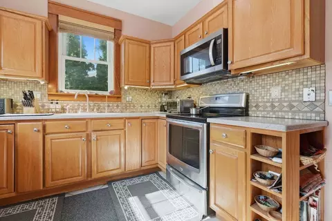56 Whites Pl, Bloomington, IL 61701 photo 15