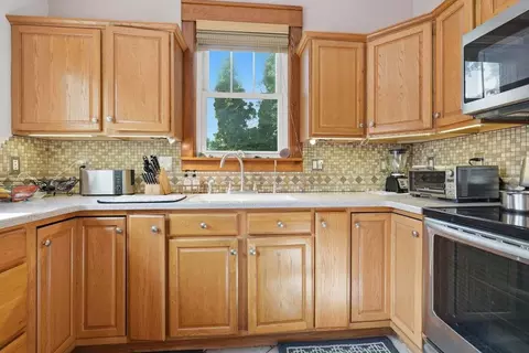 56 Whites Pl, Bloomington, IL 61701 photo 16