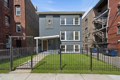 7914 S Essex Ave, Chicago, IL 60617