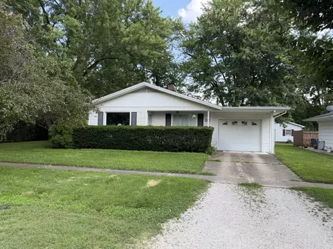 505 W Elm St, Fairbury, IL 61739