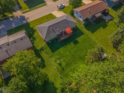View/Area - 703 Lara Rd, Normal, IL 61761 photo 4 of 5