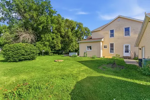 Exterior - 503 NE 3rd St, Aledo, IL 61231 photo 6 of 7