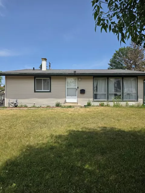 116 Cordova Rd, Carpentersville, IL 60110
