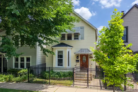 3035 N Spaulding Ave, Chicago, IL 60618