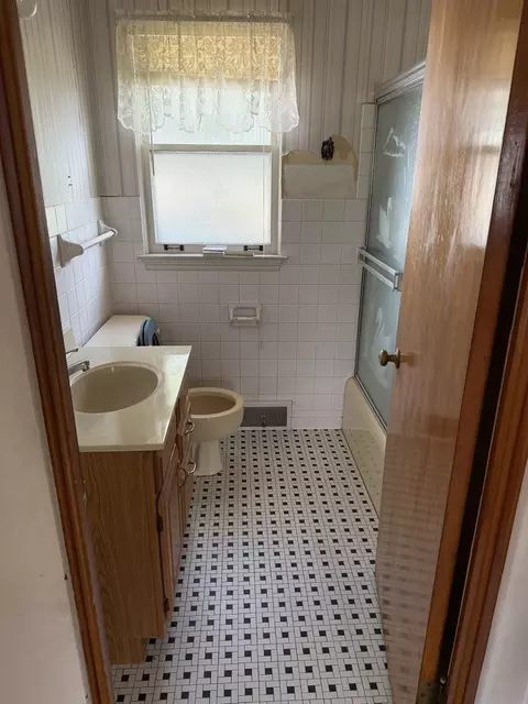 344 E Parallel St, Palatine, IL 60067 photo 14