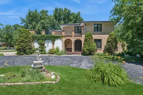 Exterior - 823 Tenuta Ct, Olympia Fields, IL 60461 photo 3 of 7