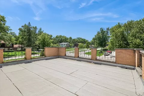Exterior - 823 Tenuta Ct, Olympia Fields, IL 60461 photo 5 of 7