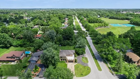 View/Area - 823 Tenuta Ct, Olympia Fields, IL 60461 photo 2 of 5