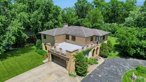 View/Area - 823 Tenuta Ct, Olympia Fields, IL 60461 photo 3 of 5