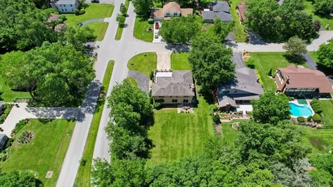 View/Area - 823 Tenuta Ct, Olympia Fields, IL 60461 photo 4 of 5