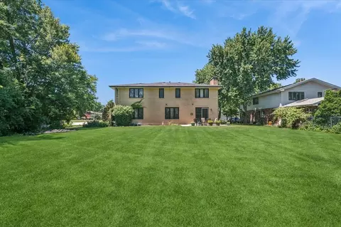 Exterior - 823 Tenuta Ct, Olympia Fields, IL 60461 photo 7 of 7