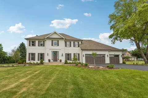 5 N619 Farrier Point Ln, Saint Charles, IL 60175