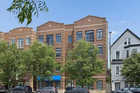 3011 N Ashland Ave #4S, Chicago, IL 60657