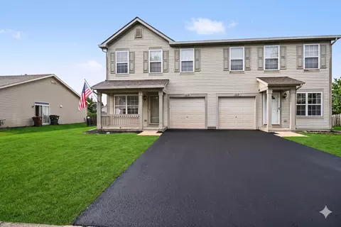 1119 Burns Ln, Minooka, IL 60447