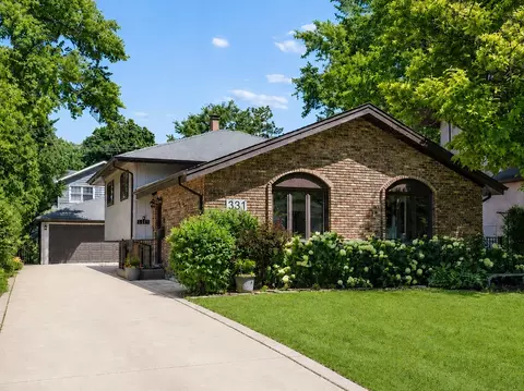 331 S 8th Ave, La Grange, IL 60525