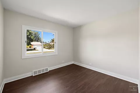 Other - 49 King Ln, Des Plaines, IL 60016 photo 6 of 13