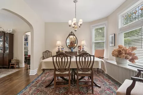 Dining - 343 Franklin Ave, River Forest, IL 60305 photo 2 of 3