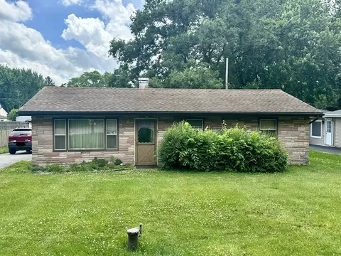 5425 Sand Ridge Rd, Morris, IL 60450