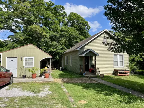 408 S Jefferson St, Cobden, IL 62920