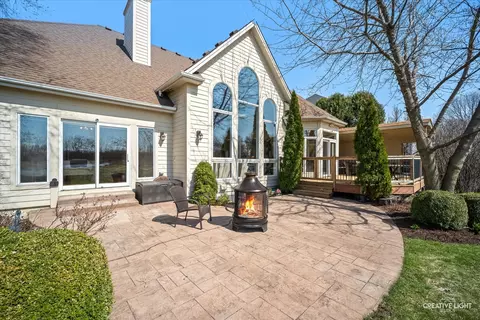 Exterior - 3516 White Eagle Dr, Naperville, IL 60564 photo 2 of 4