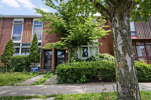 4753 S Woodlawn Ave, Chicago, IL 60615