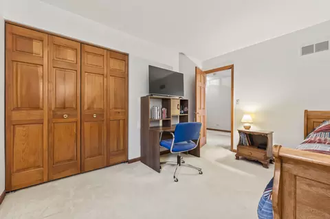 1155 Charter Oaks Dr, Bartlett, IL 60103 photo 23