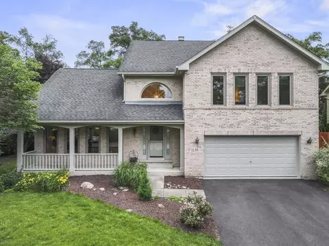 1155 Charter Oaks Dr, Bartlett, IL 60103 photo 2