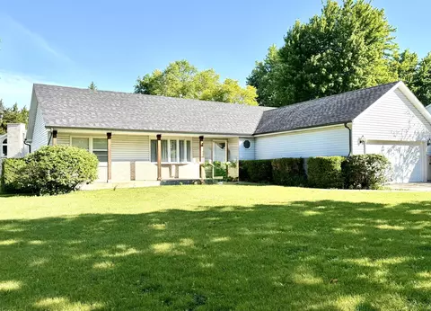 2337 Golfview Dr, Joliet, IL 60435