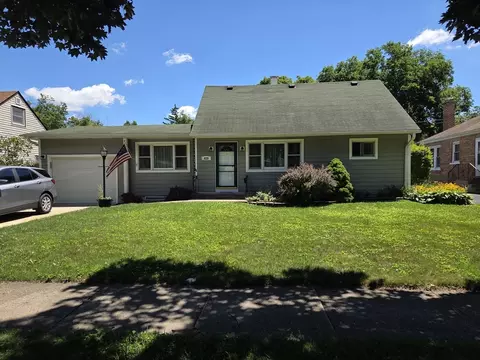 829 S Grace St, Lombard, IL 60148