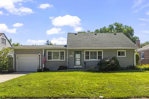 829 S Grace St, Lombard, IL 60148