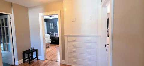 Entry Way - 981 S Evergreen Ave, Kankakee, IL 60901 photo 4 of 5