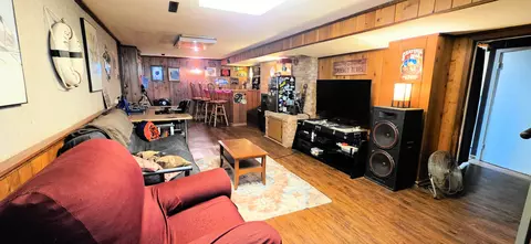Living - 981 S Evergreen Ave, Kankakee, IL 60901 photo 7 of 8