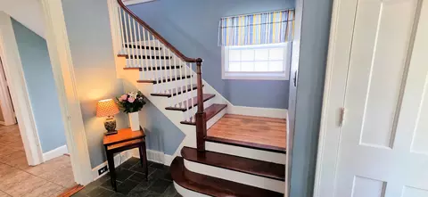 Entry Way - 981 S Evergreen Ave, Kankakee, IL 60901 photo 2 of 5