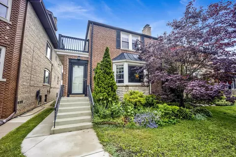 6043 N Keeler Ave, Chicago, IL 60646