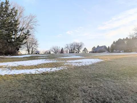 123 Newport Rd, Davis, IL 61019