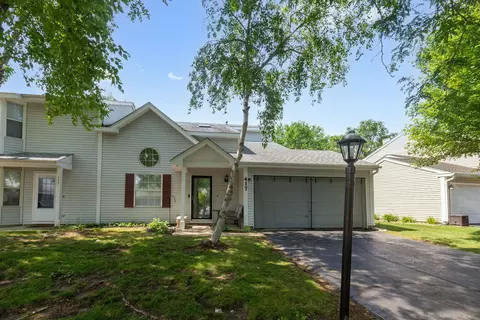 417 Newbury Dr, Island Lake, IL 60042