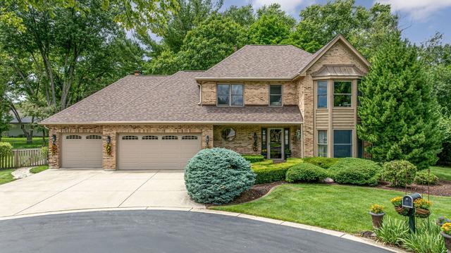 7806 Regency Grove Dr, Darien, IL 60561