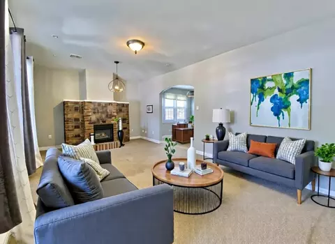 Living - 685 E 142nd St, Dolton, IL 60419 photo 1 of 3