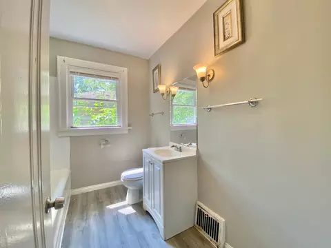Bath - 685 E 142nd St, Dolton, IL 60419 photo 1 of 2
