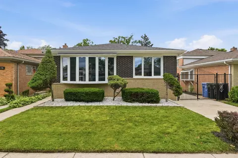 1056 W 107th Pl, Chicago, IL 60643