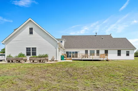 Exterior - 4457 E Minooka Rd, Minooka, IL 60447 photo 3 of 4