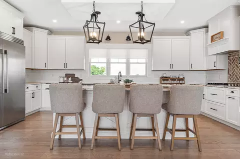 Kitchen - 4457 E Minooka Rd, Minooka, IL 60447 photo 1 of 3