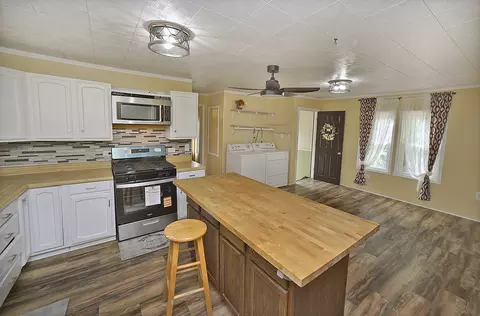 Kitchen - 1111 Walnut St, Ottawa, IL 61350 photo 1 of 2