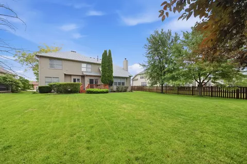 Exterior - 12758 Barrow Ln, Plainfield, IL 60585 photo 4 of 4